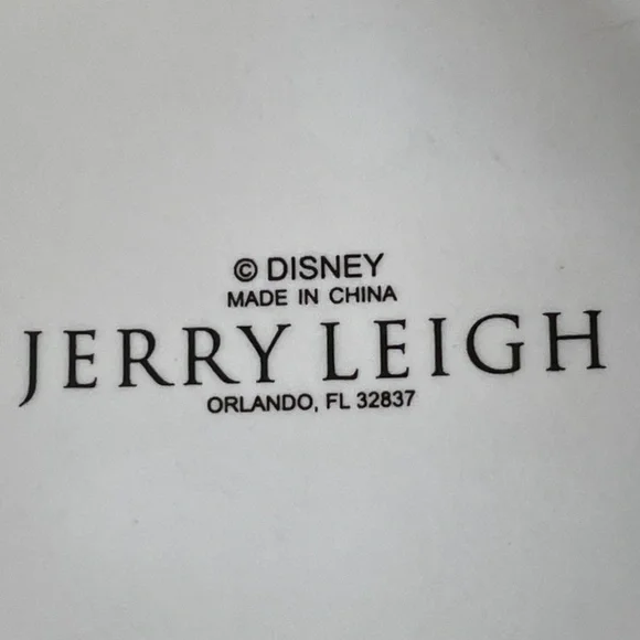 DISNEY #1 Grandpa coffee mug Classic Characters Mickie Minnie Goofy Pluto Donald - Picture 5 of 14